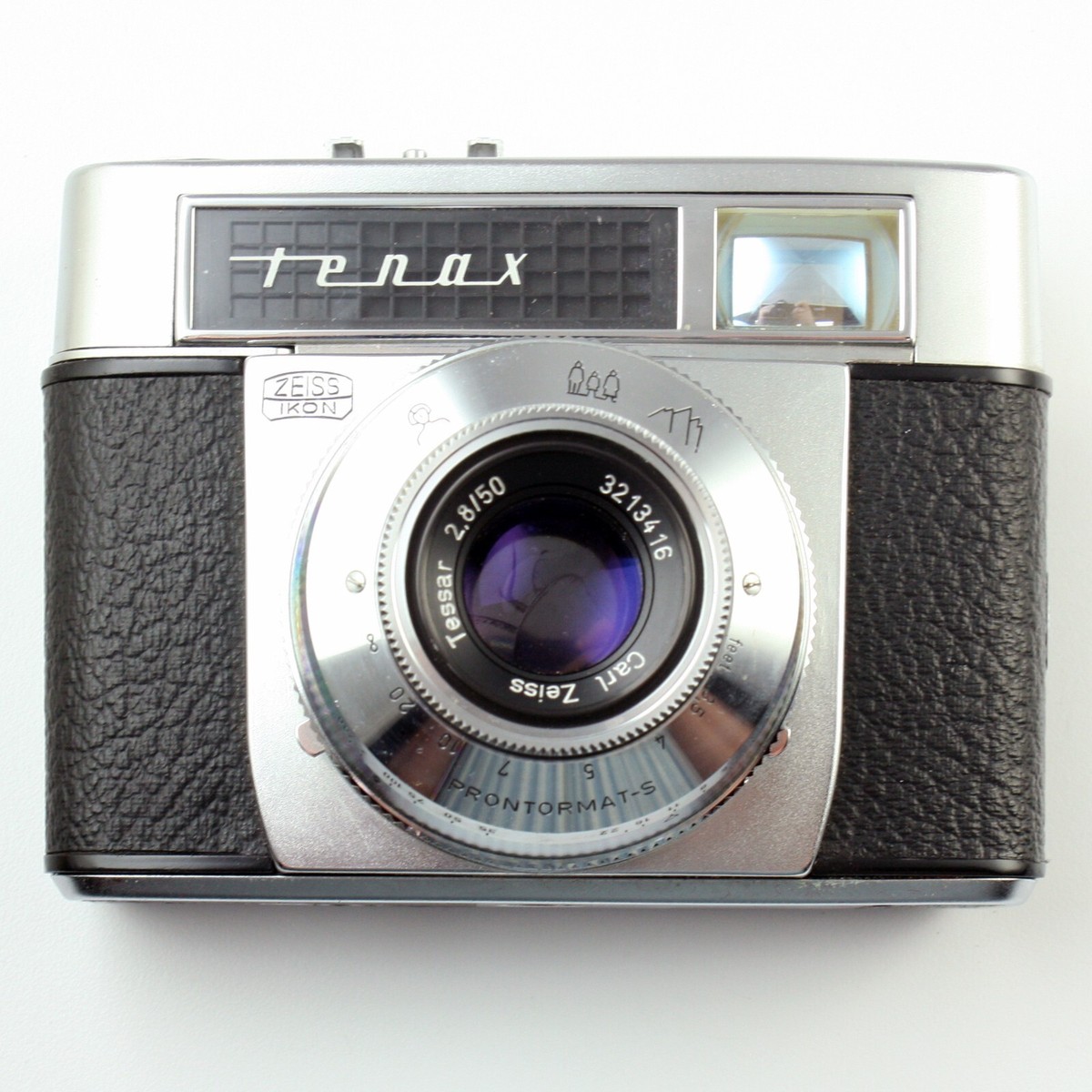 Zeiss Ikon Tenax Automatic 35mm Camera + Tessar 50mm f/2.8 & Case