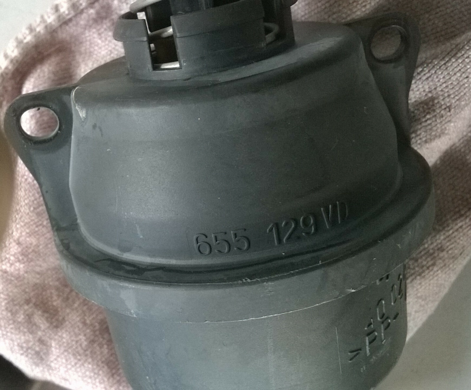 VW Transporter T4 T IV Box ´98 70XA 2.4D Vacuum Pump Vacuum Valve