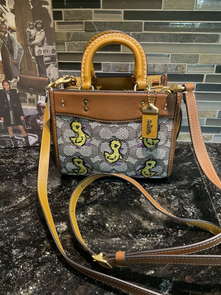 希少 Coach Rogue 31 Cervo Suede Bag Camel Coach 1941 Rogue 31 Bag in Saddle Brown Pebble Leather