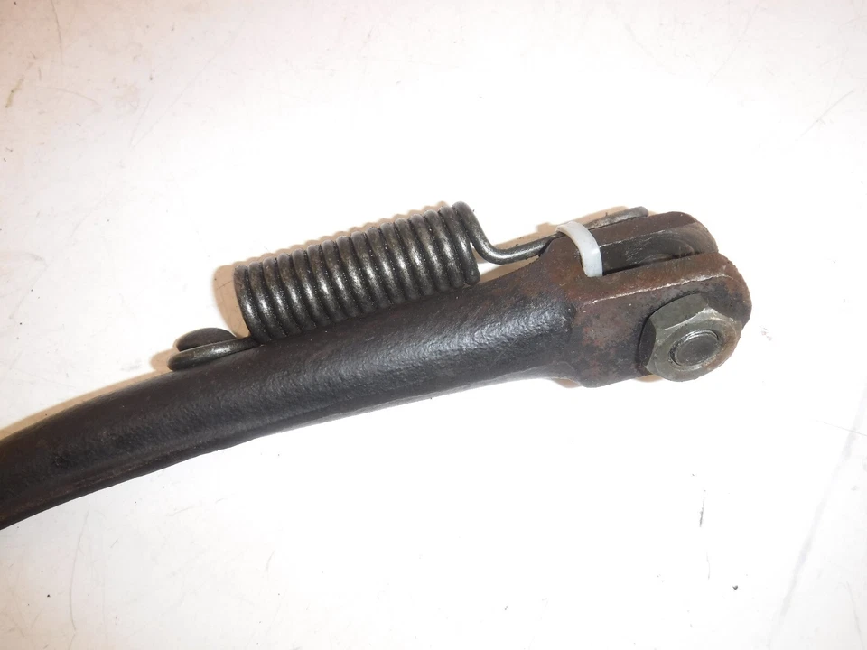 83-86 HONDA V65 MAGNA OEM SOPORTE LATERAL SOPORTE Foto 3 de 4