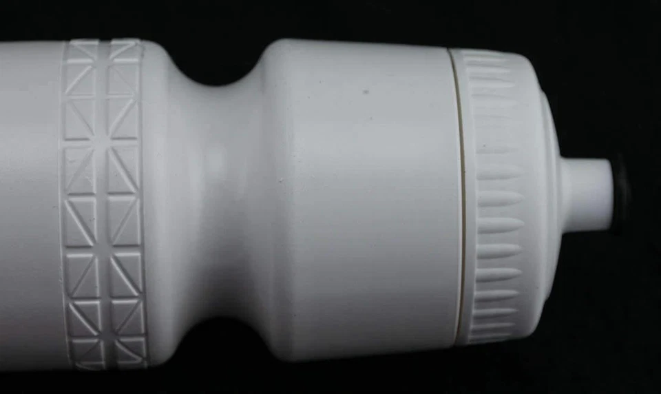 4 件 22 盎司自行车自行车水瓶螺丝帽白色新品 — 第 3/4 张图片