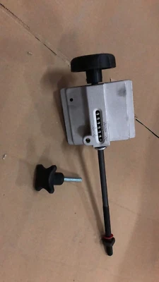 New 14" Bandsaw Upper Hinge Assembly w/IRON pivot shaft bracket Upgrade (7-3) - image 1 of 2