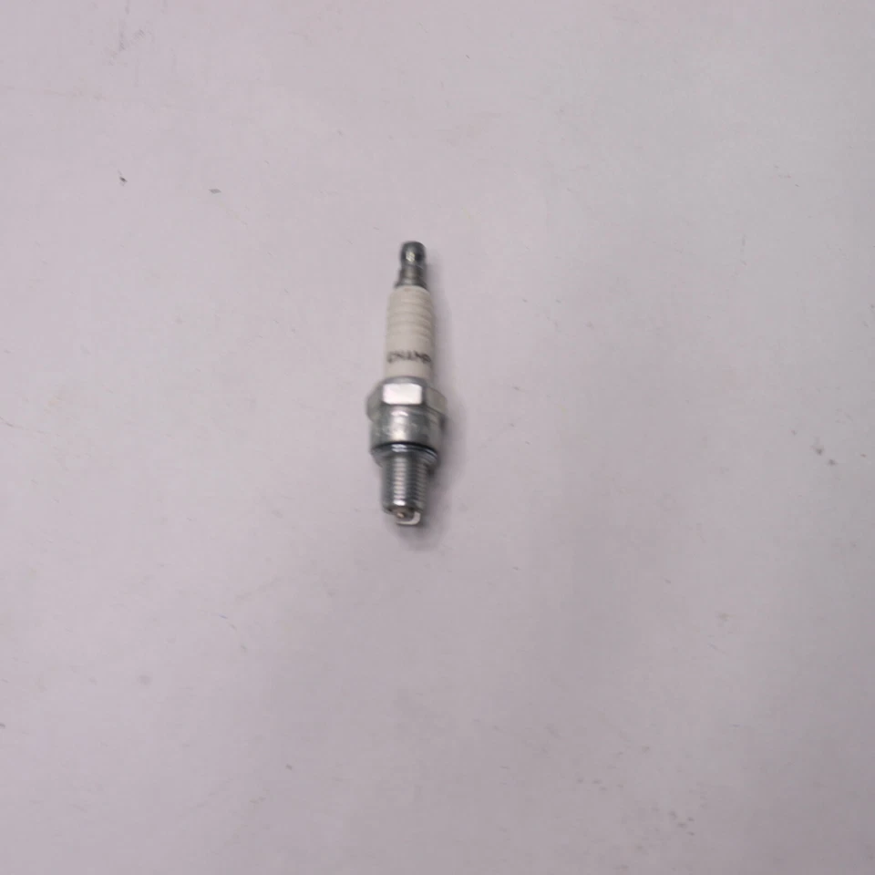 Bujía de motor pequeña Champion Copper Plus 808 Foto 2 de 4