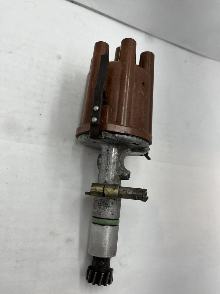 Distribuidor Porsche 911 T con tapa y rotor originales MAGNETI MARELLI S112AX 911T Foto 2 de 4