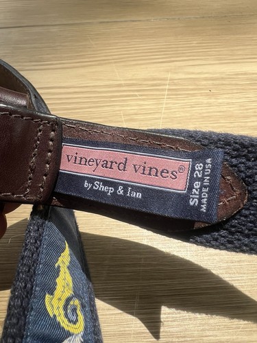 Vineyard Vines Belt Boys Club Navy & Yellow Seahorse Sz 28 Preowned Preppy Coast - Picture 6 of 6