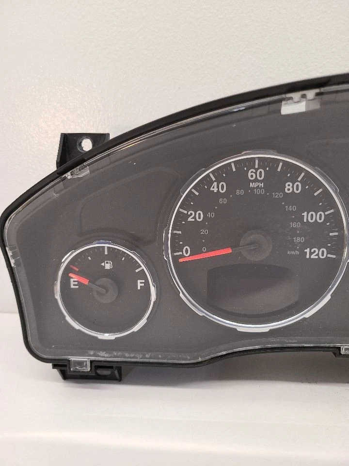2008 08 JEEP LIBERTY Speedometer Cluster MPH With Compass 05172025 Foto 3 de 4