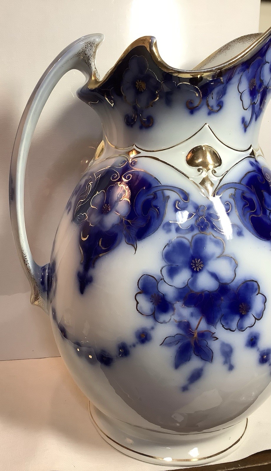 MT1044 Myott Son & Co Large Semi Porcelain English Blue Flow Pitcher W/Gold Trim