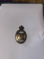 WWI ON WAR SERVICE, LAPEL BADGE 1915 J.R.GAUNT & SON LTD LONDON.