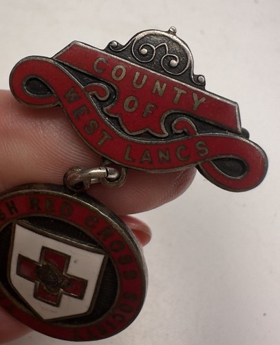 Sterling Silver & Enamel Red Cross Society County of West Lancs Badge 1916 - Picture 3 of 10