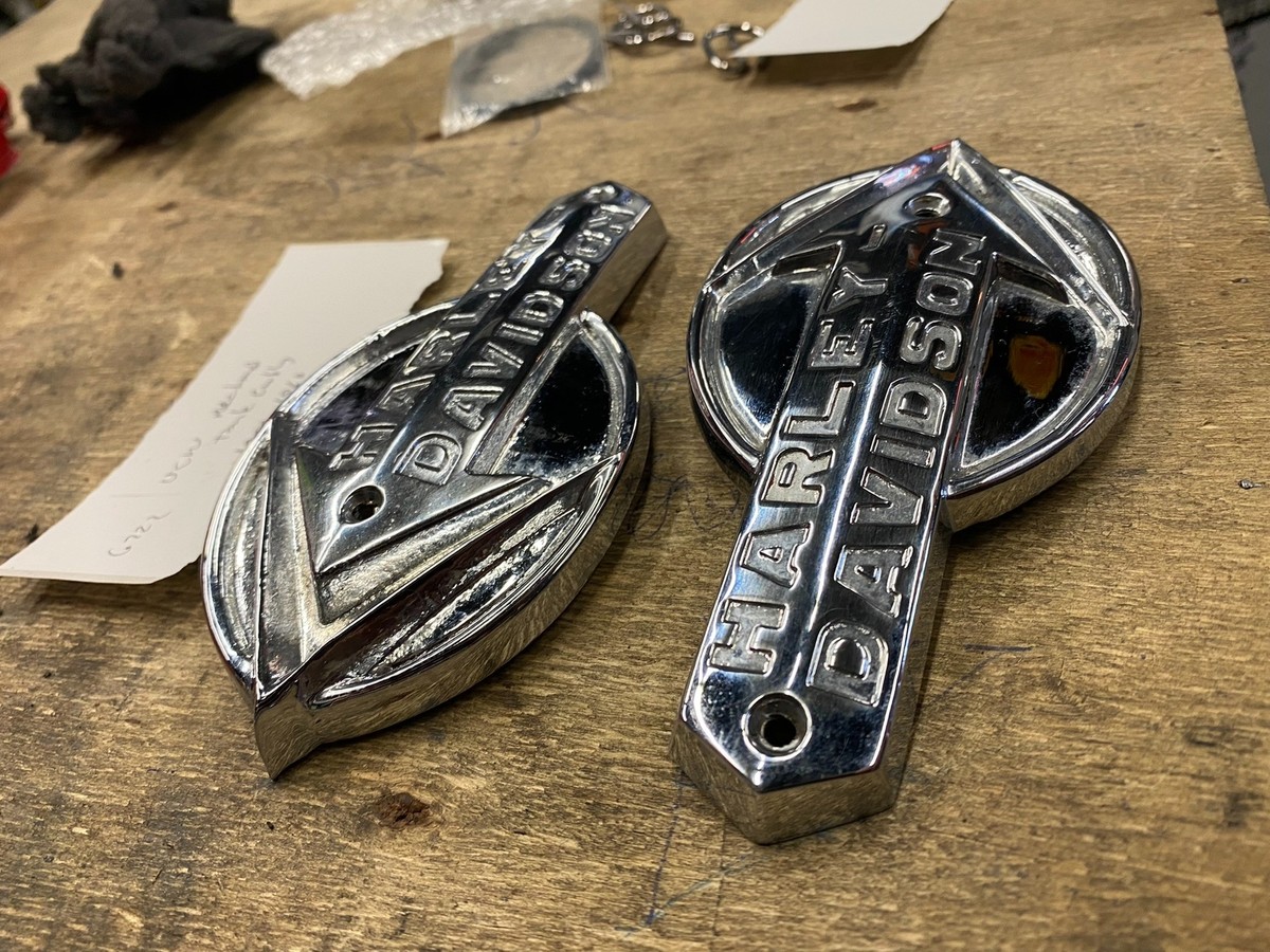 Original Gas Tank Emblems 1959-1960 Panhead XLH Sportster Factory