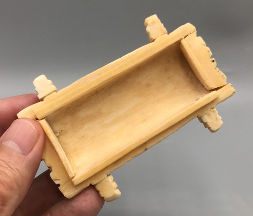 Vintage Chinese Carved Bovine Bone Box - Picture 12 of 14