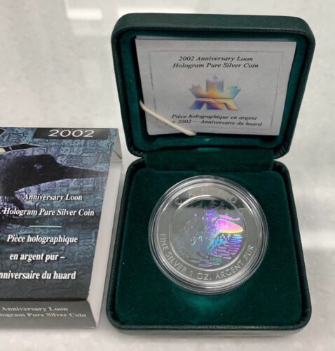 2002 Canada $5 Anniversary Loon Hologram Pure Silver Coin - Picture 1 of 2