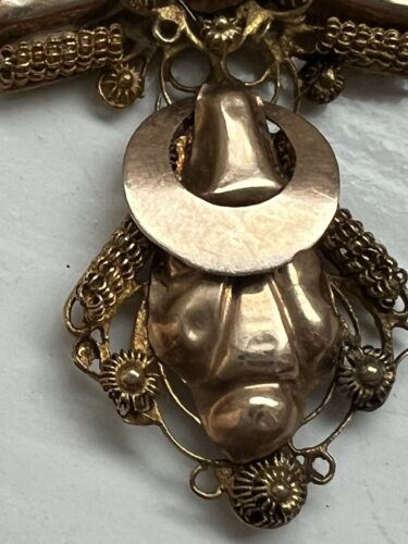 Eccezionale antica croce in filigrana etrusca revival oro 14 kt e filo metallico, 2 g - Foto 4 di 7