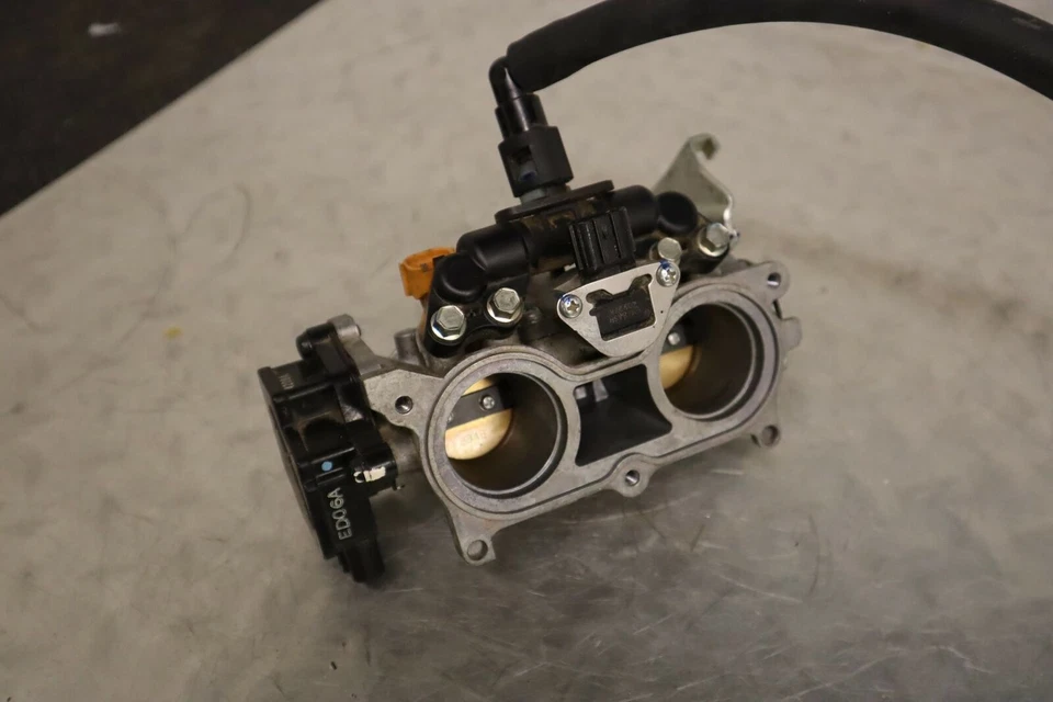 Honda CB500X CB500 2015 cuerpo del acelerador 16400-MGZ-D02 envío gratuito Foto 3 de 4