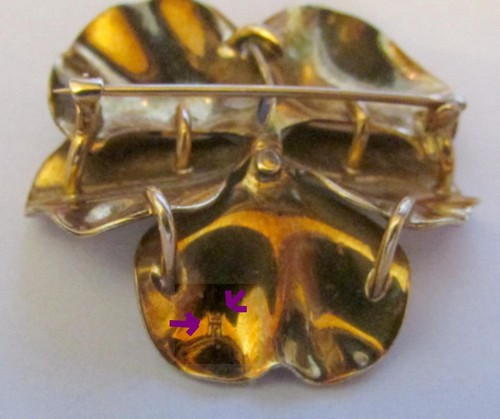 VINTAGE 14K. GOLD, DIAMOND CENTER, SIGNED A J HEDGES BROOCH w/ C CLASP - Picture 7 of 12