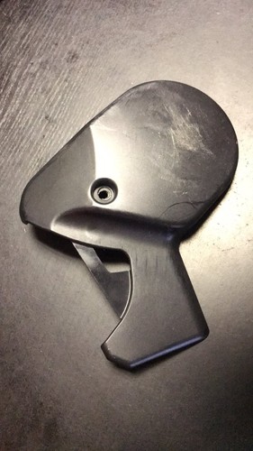 BMW 5er E61 E60 SEITENVERKLEIDUNG ABDECKUNG VORNE LINKS 7111145