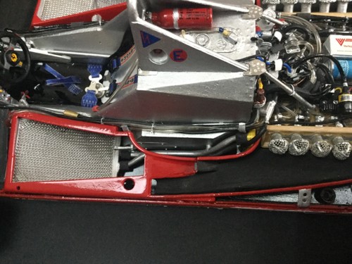 Ferrari 312 T4 scala 1/12 completamente modificata oltre 1000 componenti - Foto 19 di 24