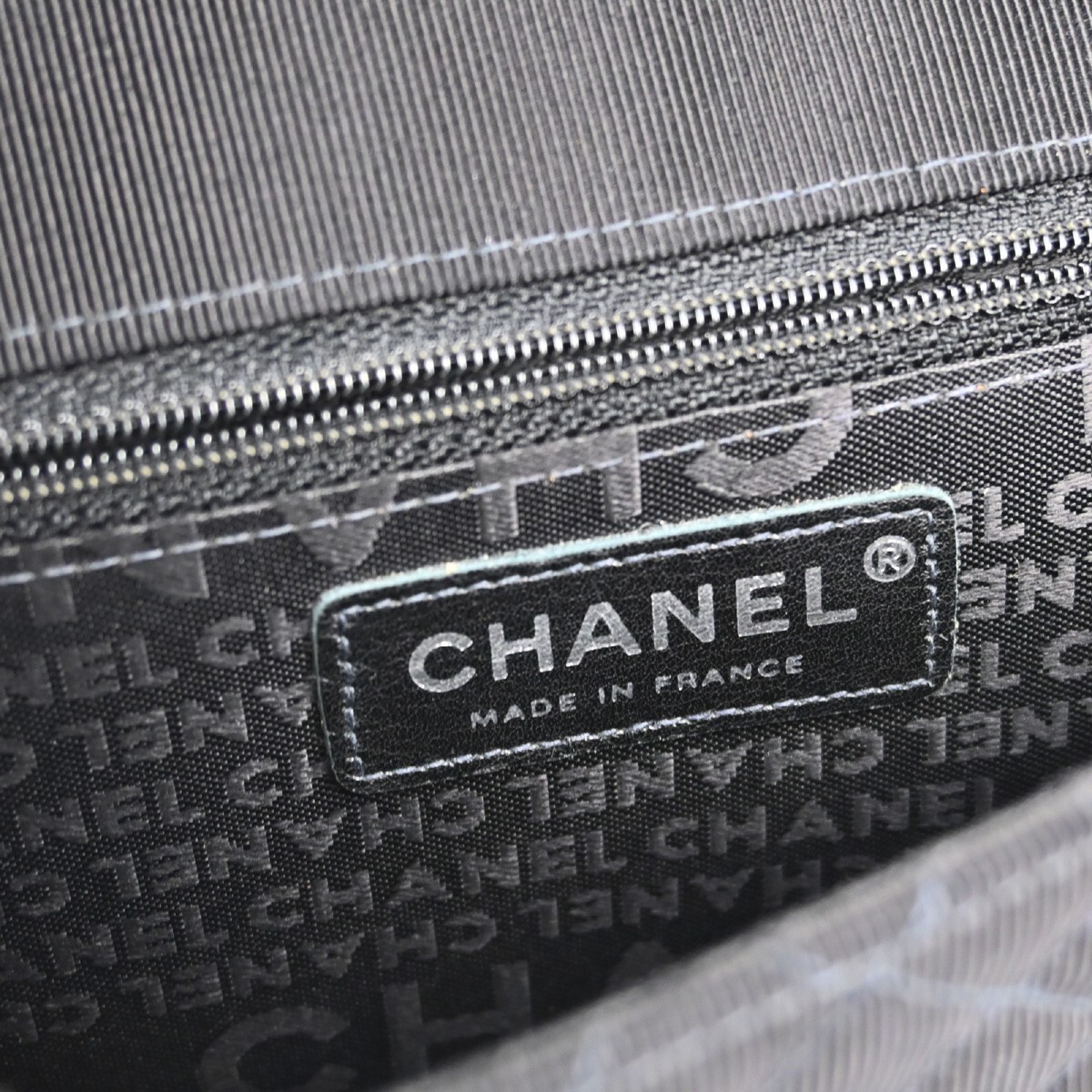 Chanel Black Emblem Chain Shoulder Bag 153382 | eBay