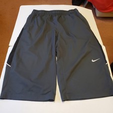 Nike Dri Fit pantaloncino lunghezza ginocchio crop pantalone grigio nero uomo large ottimo