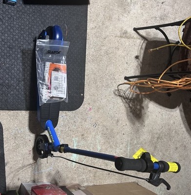 Razor Power Core E95 90W Kick Electric Scooter - Black/Blue
