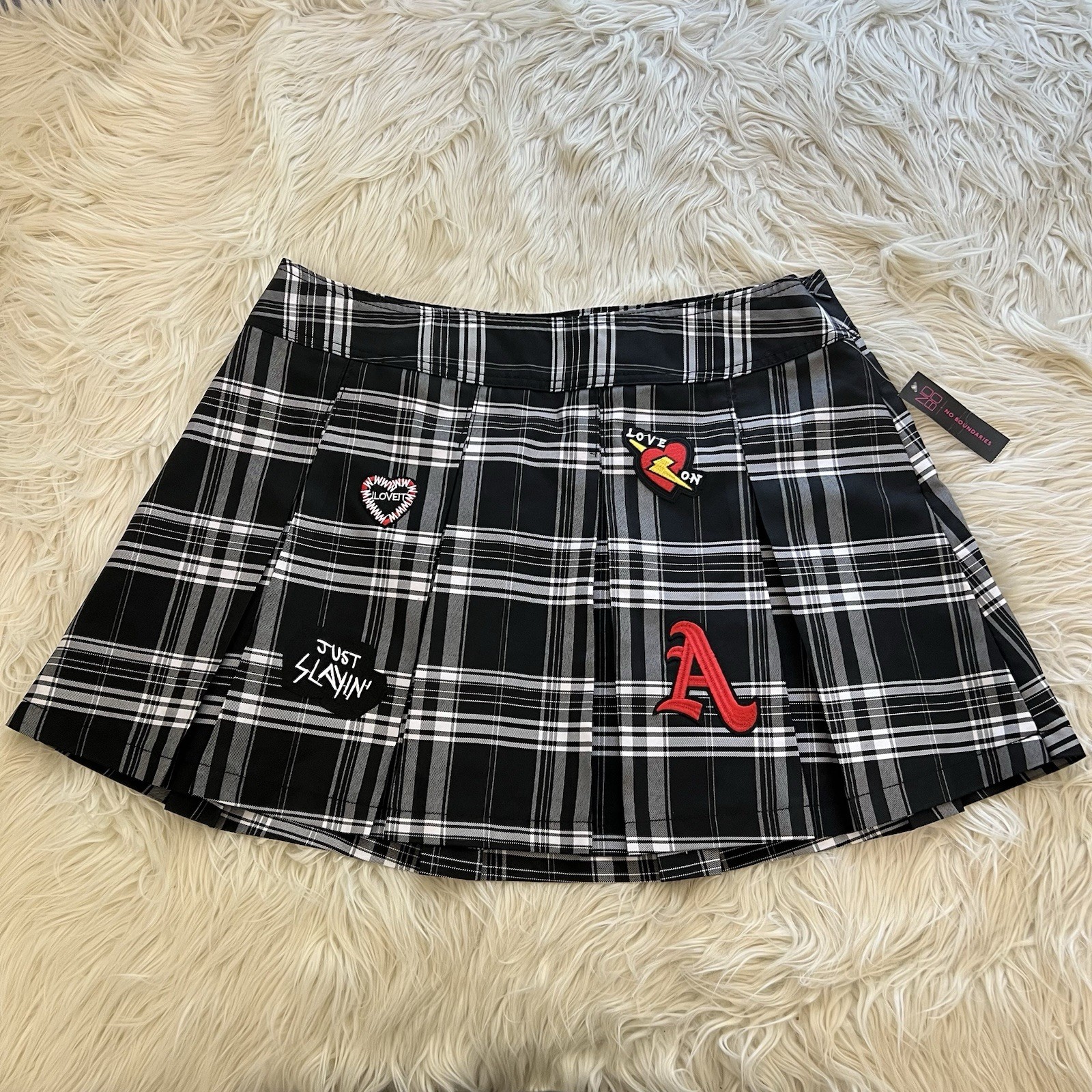 Nobo School Girl Checkered Mini Skirt Juniors Patches Goth XL 15/17 Just Slayin