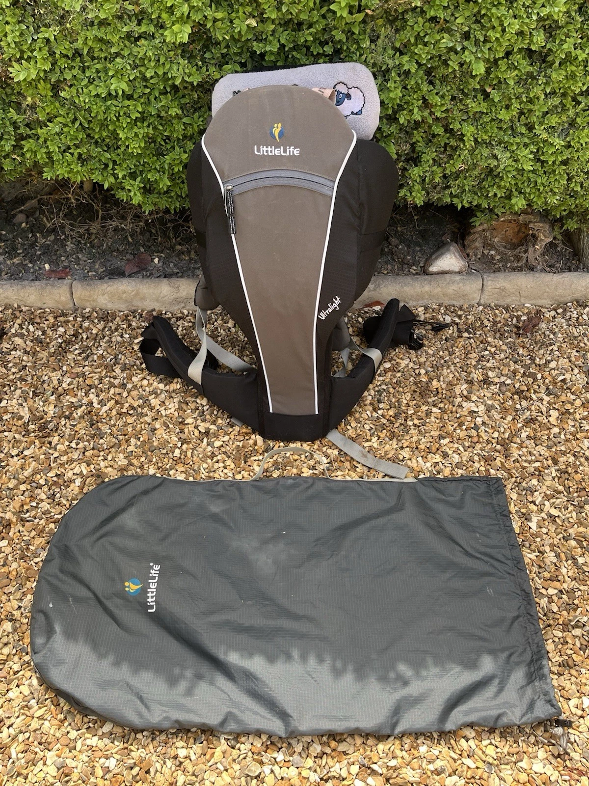 Littlelife Ultralight Baby Carrier - Hiking Walks Outdoors Adventure With Bag
Opens in a new window