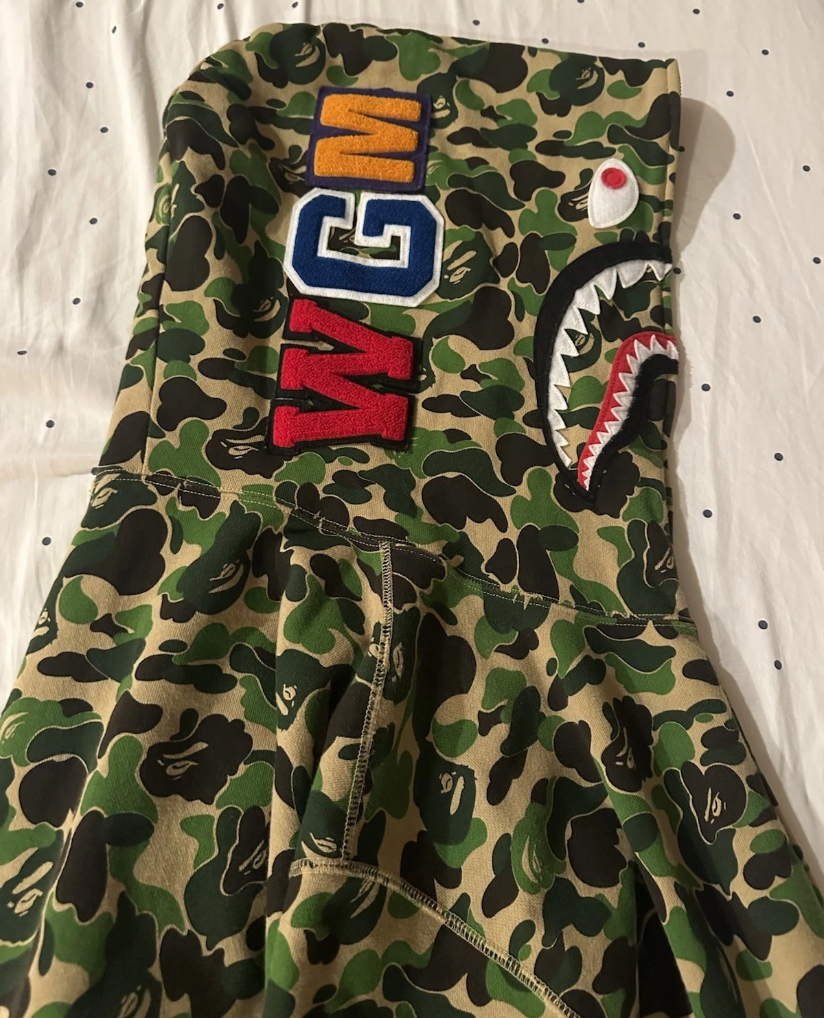 A BATHING APE (BAPE) FELPA CON CAPPUCCIO A BATHING APE BAPE VERDE ABC MIMETICA FULL ZIP SQUALO TAGLIA 3XL ottime condizioni