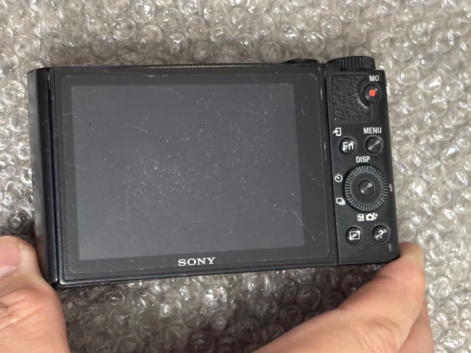 Sony Cyber-shot 30x Zoom 18.2MP f/3.3 DSC-WX500 Compact Digital Camera Good - Image 4 of 4