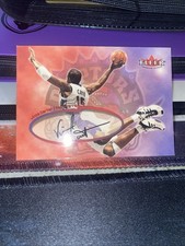 2000-01 Fleer Vince Carter Facsimile Auto Basketball Toronto Raptors