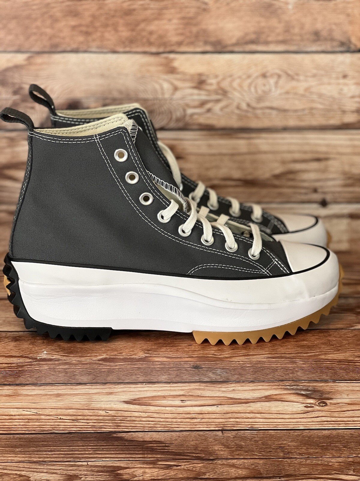 converse chunky sneakers