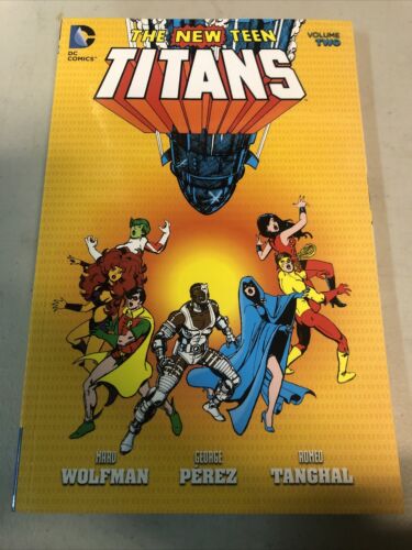 The New Teen Titans Vol.2  (2015) DC Comics  TPB SC Perez - Picture 1 of 3