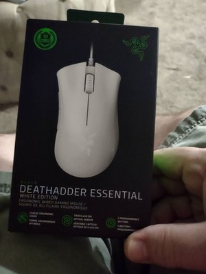 New & Sealed! Razer DeathAdder Essential Wired Gaming Mouse White - NIB!