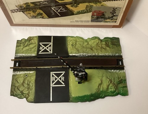 Tyco HO Scale Operating Crossing Gate No. 908 W/Box EXCELLENT CONDITION L@@K!! - Picture 4 of 6