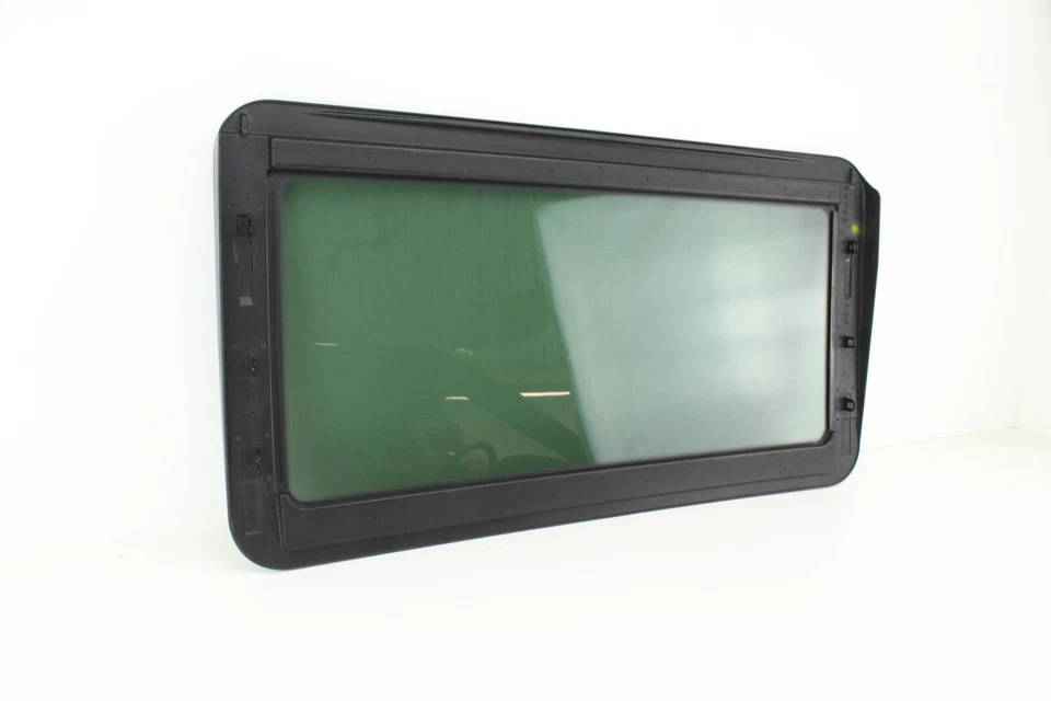 04-07 BMW 530i Sunroof Sun Roof Window Glass OEM - Image 4 of 4