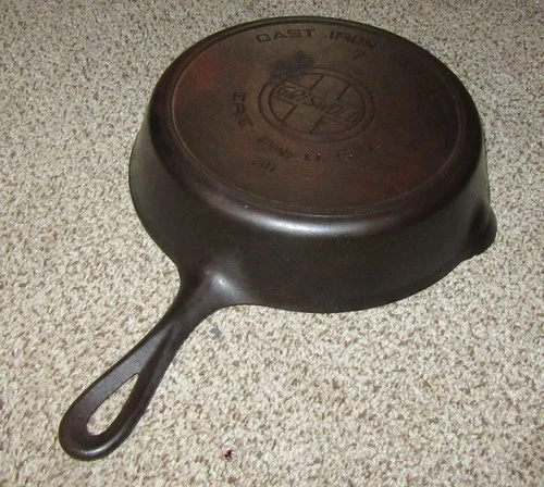 Antique Griswold Slant Logo #7 Cast Iron Skillet