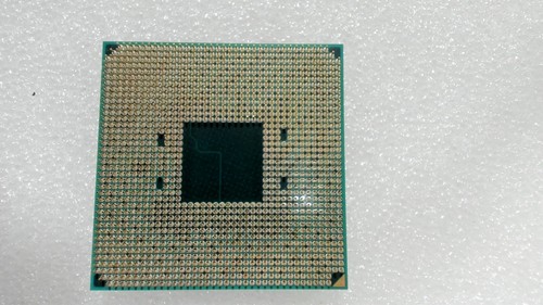 Processeur AMD Ryzen 3 4100 quad-core socket AM4 3,8 GHz (4 GHz turbo) 100-0000510 - Photo 2/4