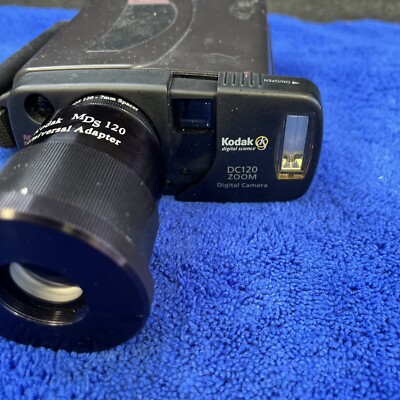 Vintage Kodak Digital Science DC120 Zoom Digital Camera w/ MDS 120