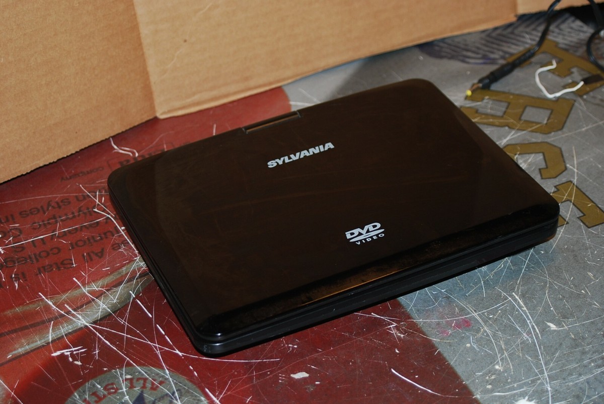 Sylvania SDVD1030-B Portable DVD Player 58465775001| eBay