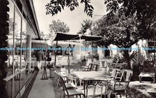 R181001 Le Club Hotel de Cavaliere. Le jardin devant le bar. Lemaire. S. A. P. I