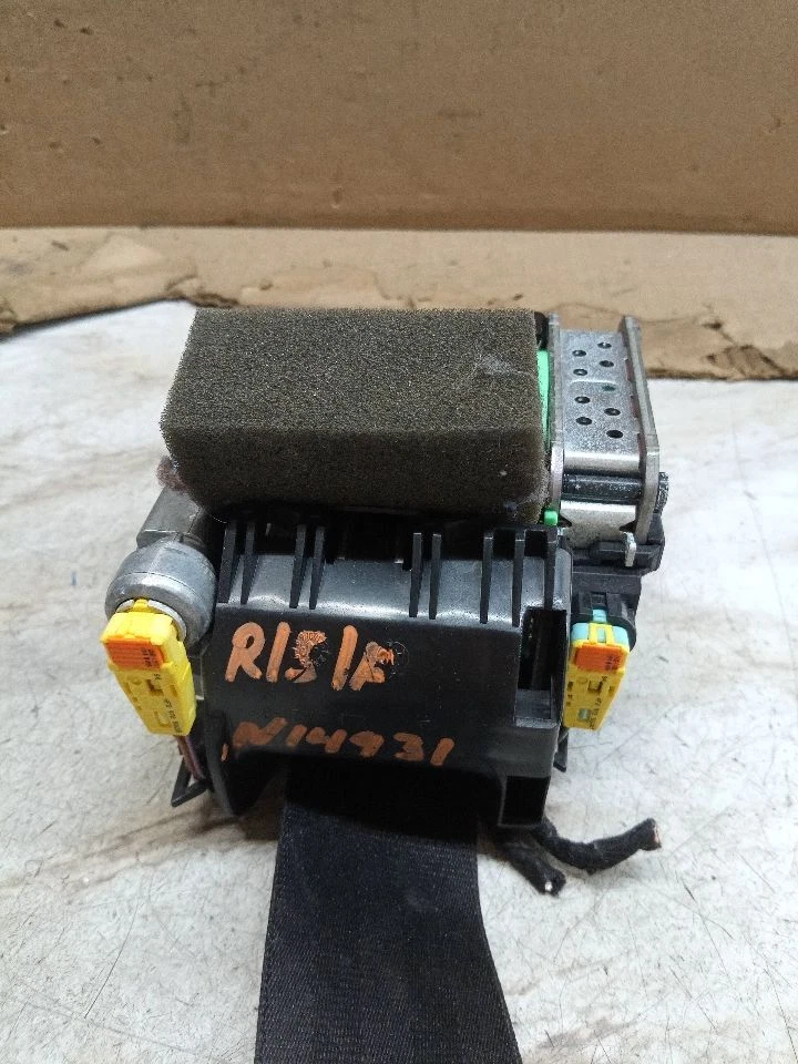 Used Front Right Seat Belt Front fits: 2010 Audi S5 Conv bucket seat passenger r Foto 4 de 4