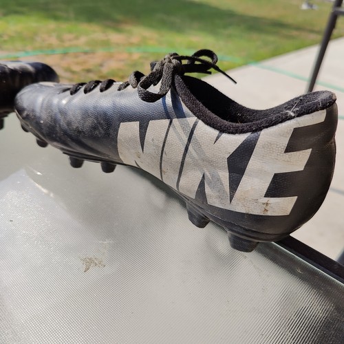 Nike Mercurial Soccer Cleats Mens Size 10.5 Black Futbol Football Outdoor Sports - Picture 12 of 13