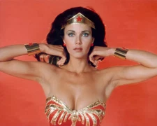 Lynda Carter Wonder Woman Sexy With The Costome 4x6 Picture Celebrity Print