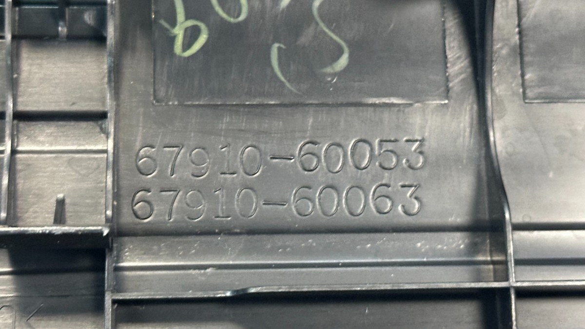 OEM Lexus GX460 Front Passenger's Door Scuff Plate Non-Illuminated