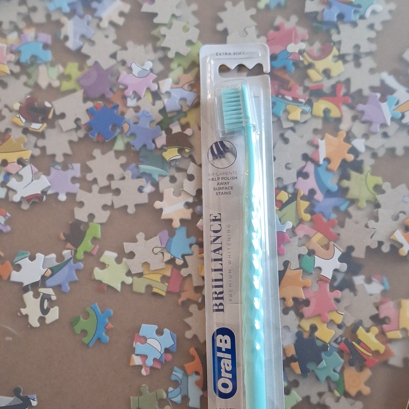 Oral-B Brilliance Premium Whitening Ultra Soft Toothbrush Blue Whitens Teeth