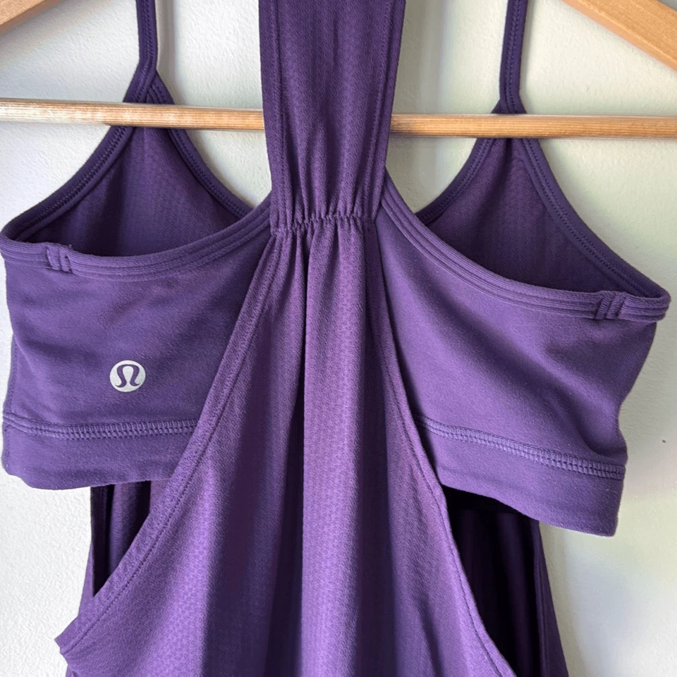Camiseta sin mangas Lululemon No Limits mujer talla 4 púrpura tiras gimnasio entrenamiento atlético Foto 4 de 4
