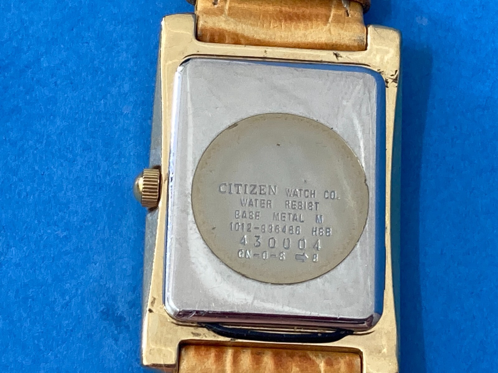 CITIZEN CLASSIC RECTANGULAR GOLD QUARTZ WATCH 101… - image 10