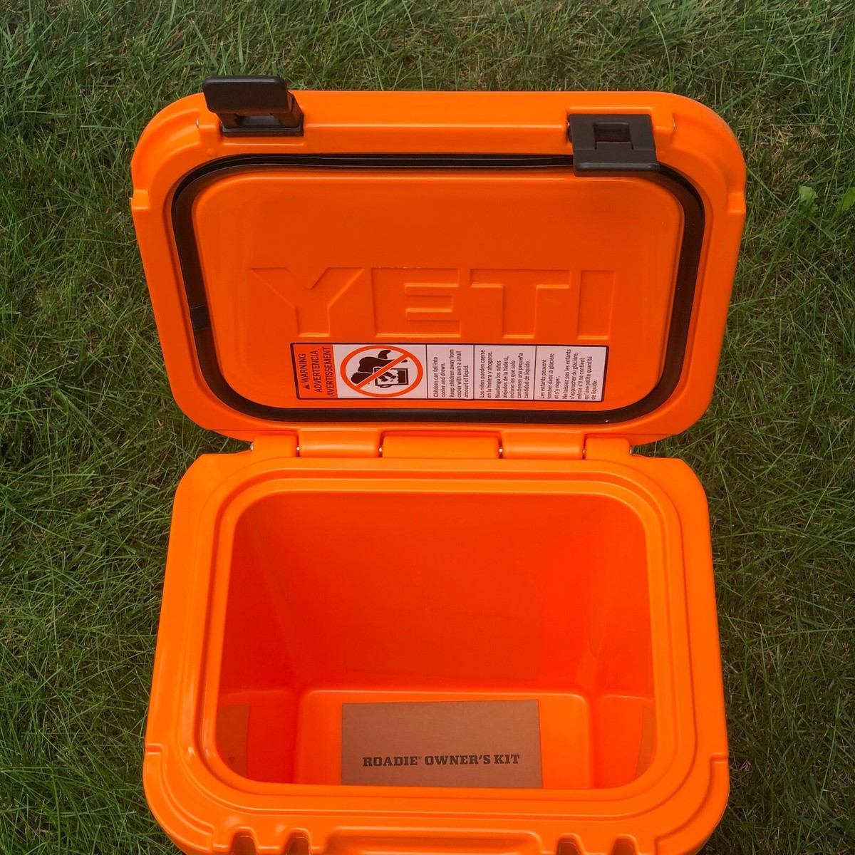 YETI - 【YETI】Roadie 24 限定色 キングクラブオレンジ YETI 【即納】イエティ COOLERS Roadie 24 King Crab Orange