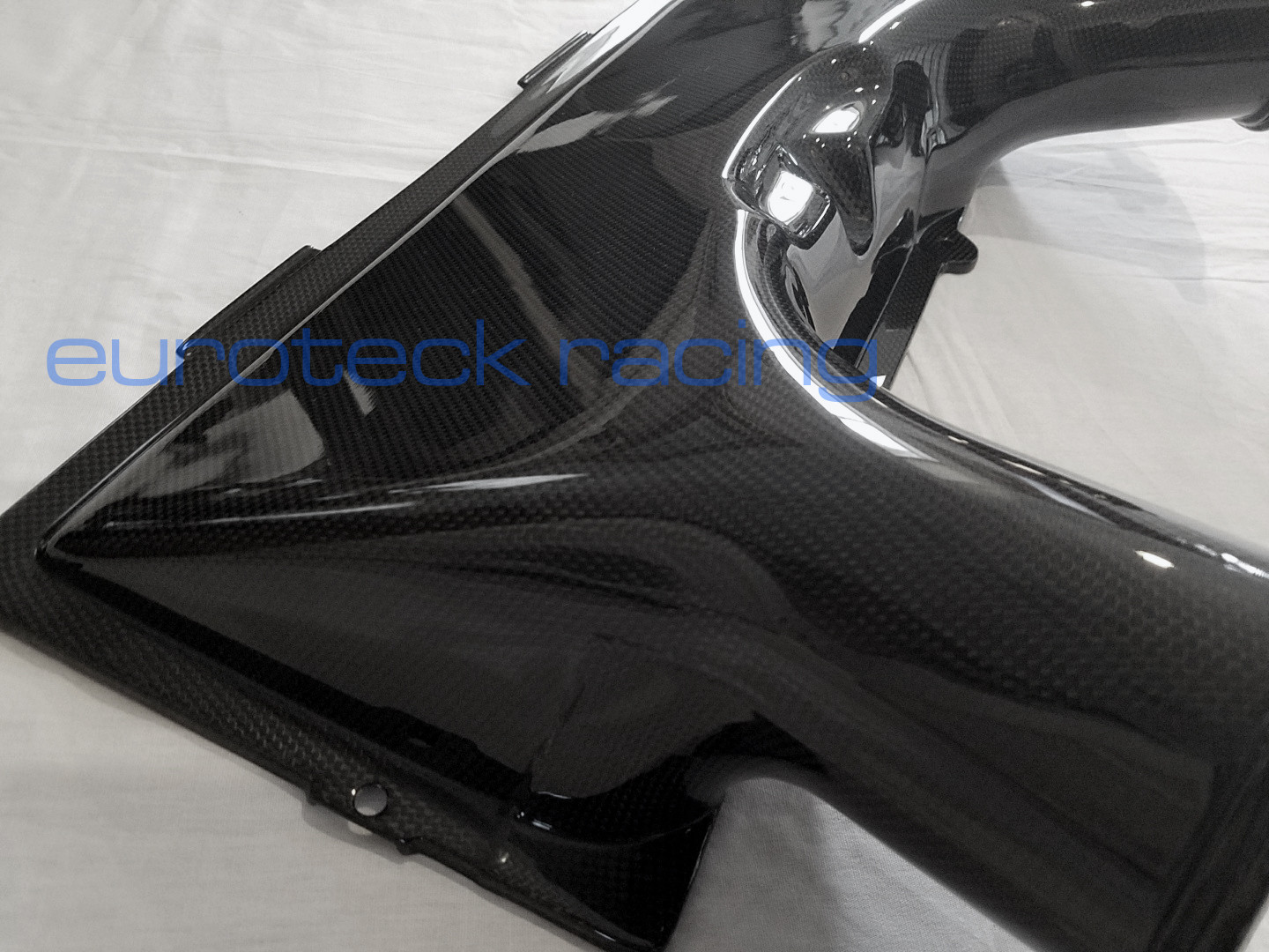 Ferrari 488 GTB / Spider Carbon Fiber Airbox