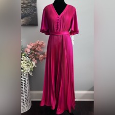 Taylor Women's Shimmer Sunburst-Pleated Dress Size 4