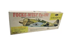 Guillow’s Focke-Wulf Fw-190 German Luftwaffe WWII Fighter Model Kit 406 AS-IS